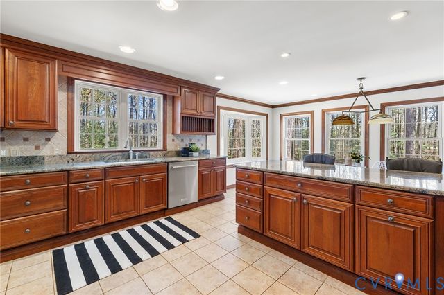 12712 Sawdust Dr, Glen Allen, VA 23059