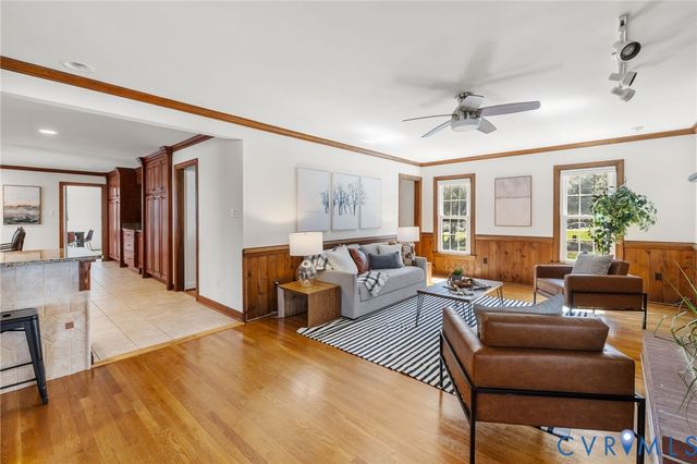 12712 Sawdust Dr, Glen Allen, VA 23059