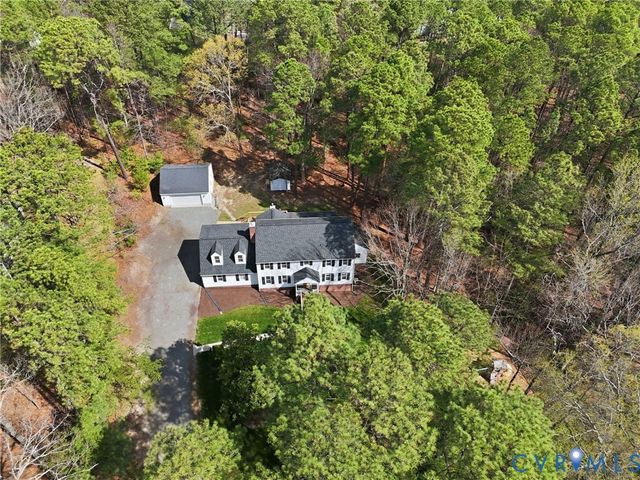 12712 Sawdust Dr, Glen Allen, VA 23059