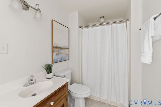 12712 Sawdust Dr, Glen Allen, VA 23059