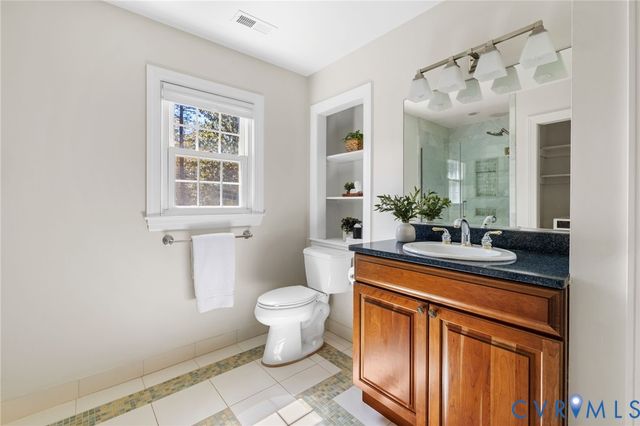 12712 Sawdust Dr, Glen Allen, VA 23059