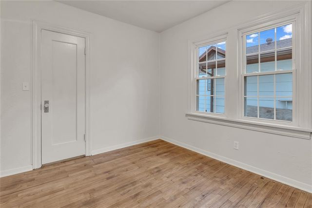 1008 S Miles Avenue, El Reno, OK 73036