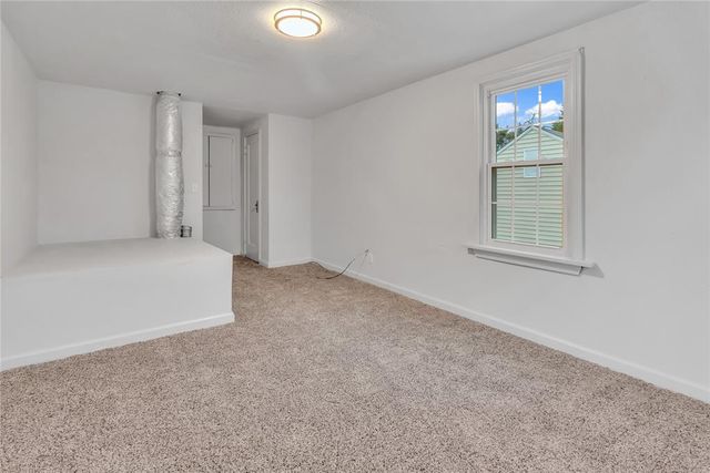 1008 S Miles Avenue, El Reno, OK 73036