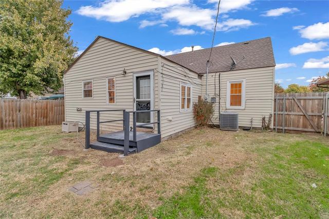 1008 S Miles Avenue, El Reno, OK 73036