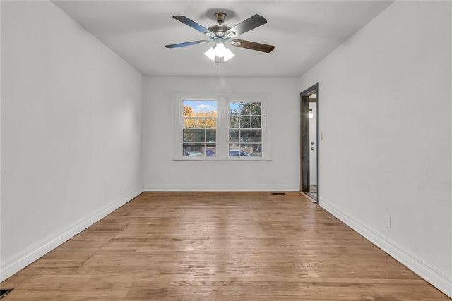 1008 S Miles Avenue, El Reno, OK 73036