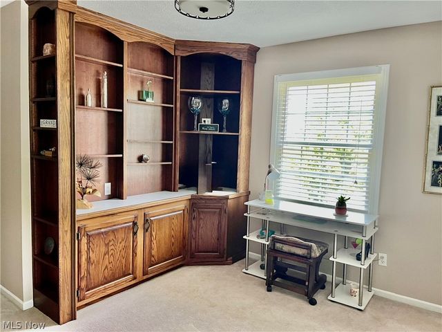 201 Steeplechase Drive 6, Willoughby Hills, OH 44092