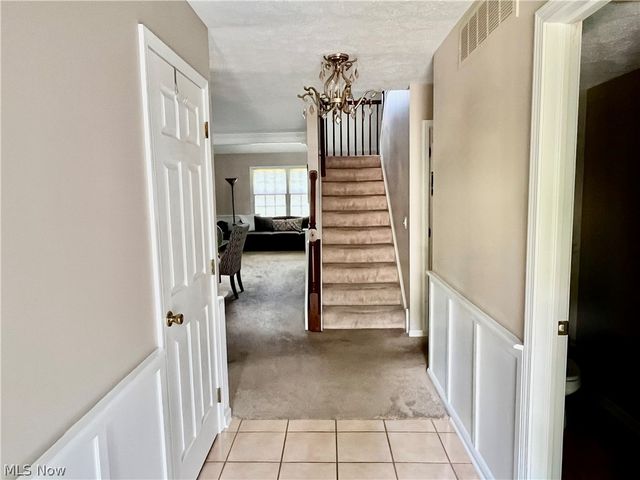 201 Steeplechase Drive 6, Willoughby Hills, OH 44092