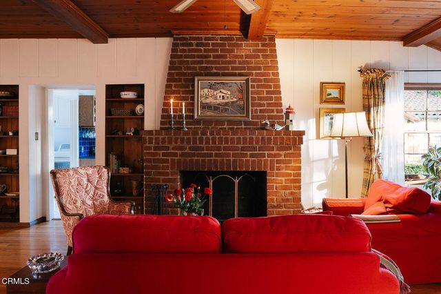 2046 Stratford Avenue, South Pasadena, CA 91030