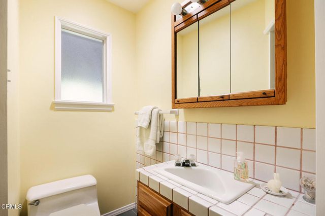 2046 Stratford Avenue, South Pasadena, CA 91030