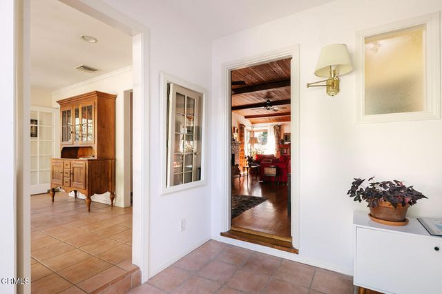 2046 Stratford Avenue, South Pasadena, CA 91030