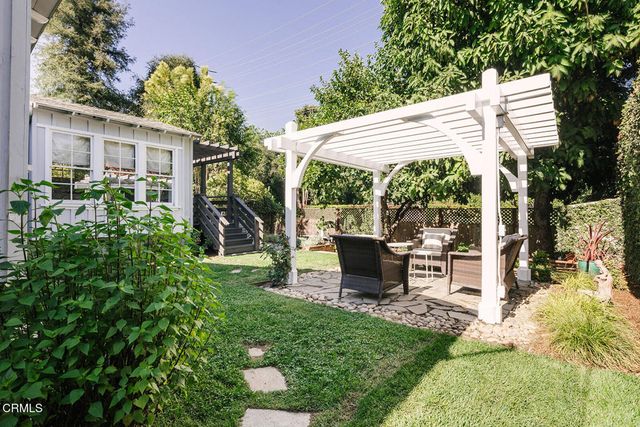 2046 Stratford Avenue, South Pasadena, CA 91030