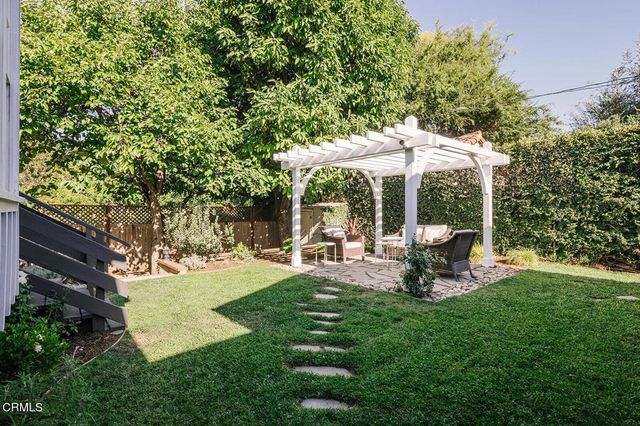 2046 Stratford Avenue, South Pasadena, CA 91030