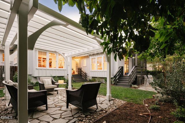 2046 Stratford Avenue, South Pasadena, CA 91030
