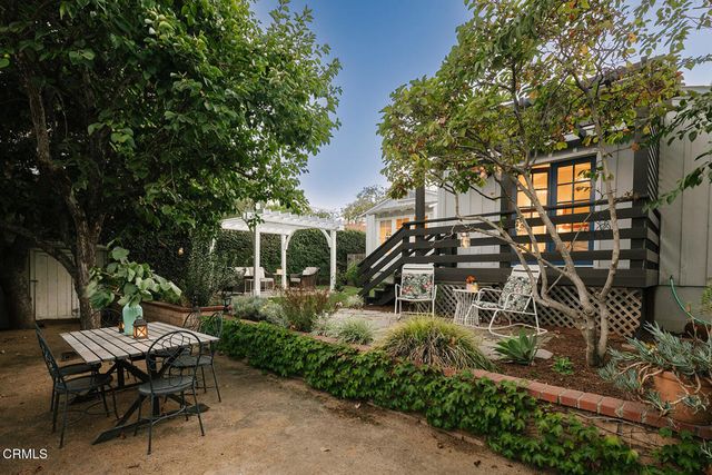 2046 Stratford Avenue, South Pasadena, CA 91030