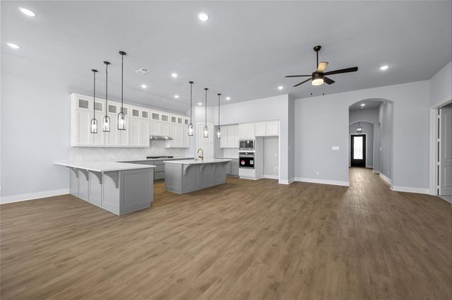 552 Station Drive, Waxahachie, TX 75167