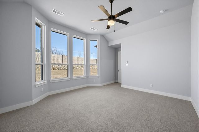 552 Station Drive, Waxahachie, TX 75167