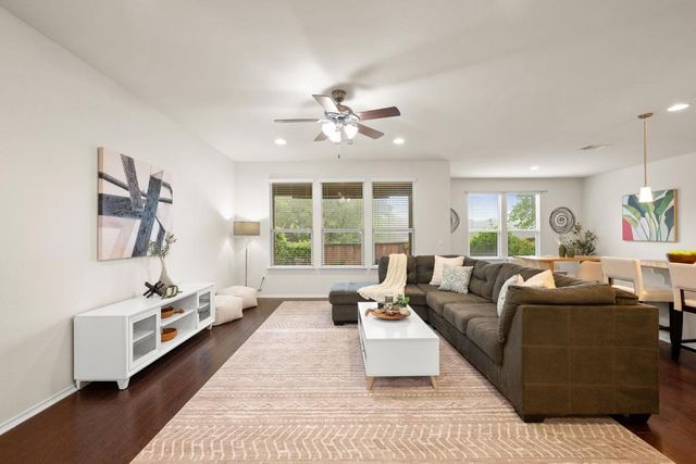 9400 Privet DR, Austin, TX 78748