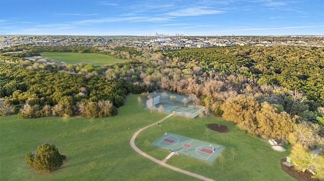 9400 Privet DR, Austin, TX 78748