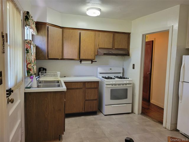 84-18 Commonwealth Boulevard, Bellerose, NY 11426