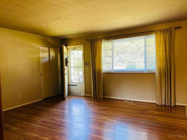 2585 Byrneside Drive, Colerain Twp, OH 45239