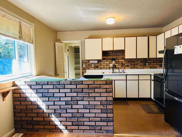 2585 Byrneside Drive, Colerain Twp, OH 45239