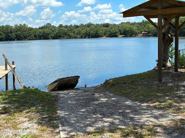 254 OLD WOODS Road, Interlachen, FL 32148