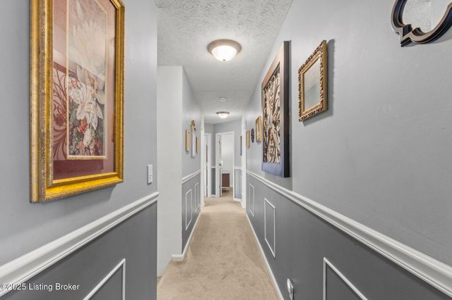 2105 Sugar Maple Dr, La Grange, KY 40031