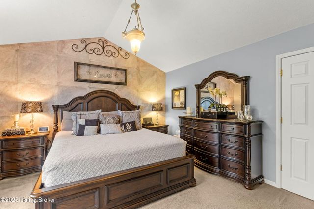 2105 Sugar Maple Dr, La Grange, KY 40031