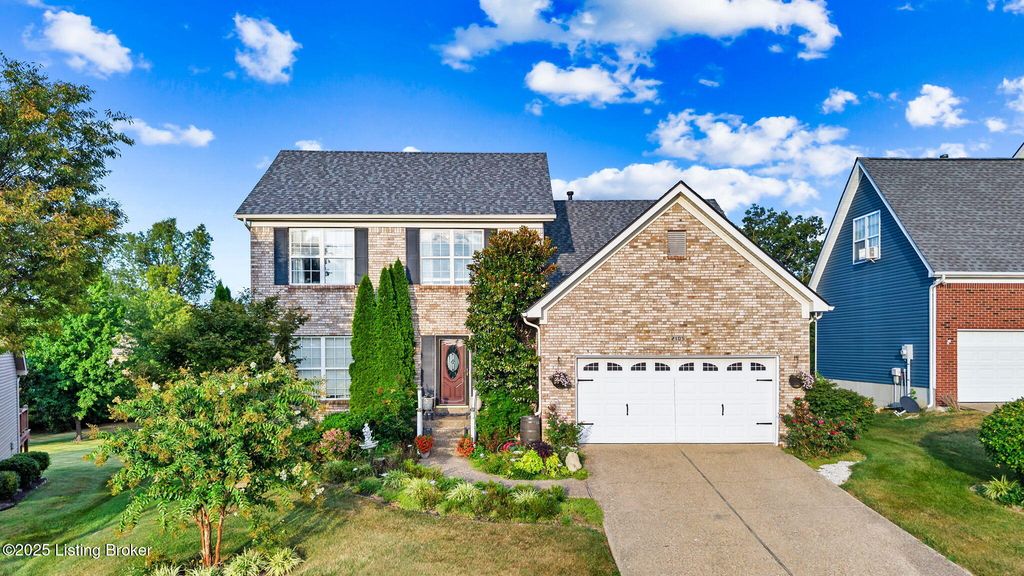 2105 Sugar Maple Dr, La Grange, KY 40031