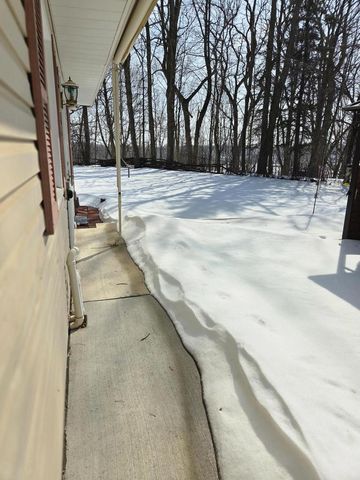 3601 Michigan AVENUE, Manitowoc, WI 54220