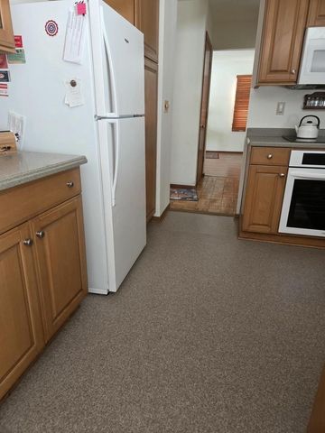 3601 Michigan AVENUE, Manitowoc, WI 54220