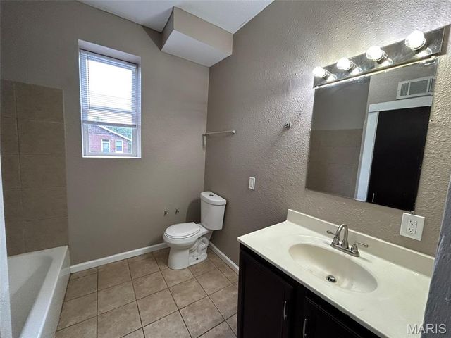 3941 Minnesota Avenue, St Louis, MO 63118