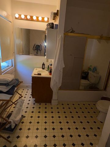801 Merriam, Leominster, MA 01453