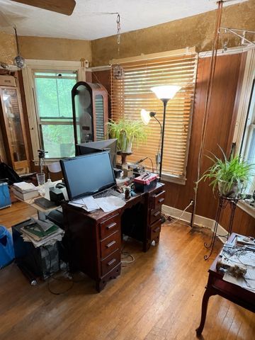 801 Merriam, Leominster, MA 01453
