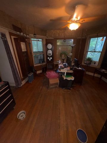 801 Merriam, Leominster, MA 01453