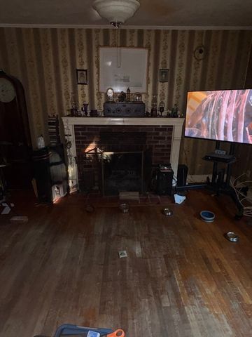 801 Merriam, Leominster, MA 01453