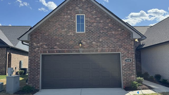 464 W Foxrun, Springfield, TN 37172