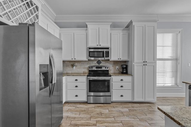 13008 Dutchtown Mill Dr, Gonzales, LA 70737