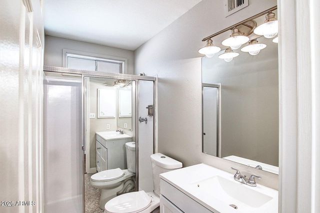 8702 E Bonnie Rose Avenue, Scottsdale, AZ 85250