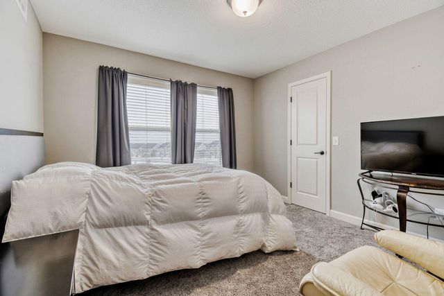 505 6th Street Lane N, Lake Elmo, MN 55042