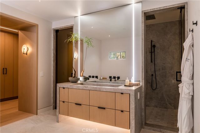 1 Stickley Drive, Laguna Beach, CA 92651