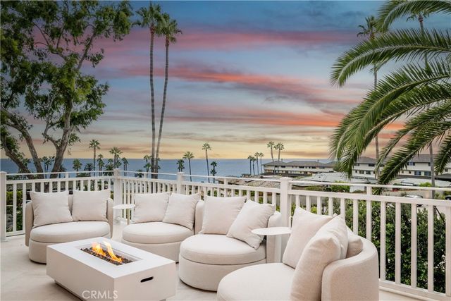1 Stickley Drive, Laguna Beach, CA 92651
