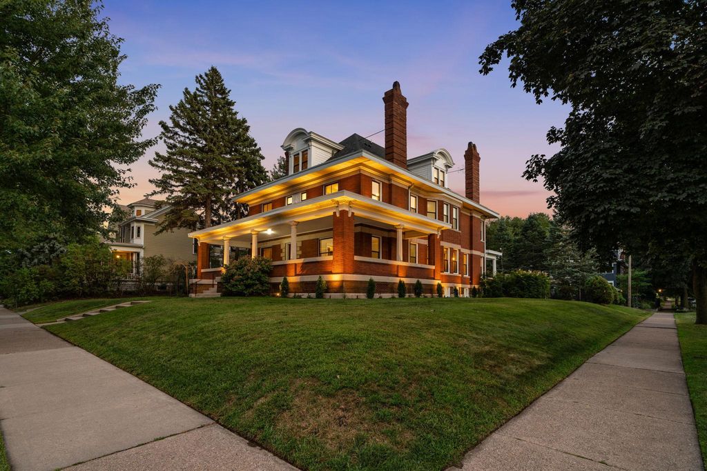 794 Lincoln Avenue, Saint Paul, MN 55105 — exterior