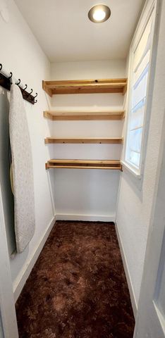 424 Walnut Street, Carthage, MO 64836