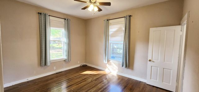 424 Walnut Street, Carthage, MO 64836