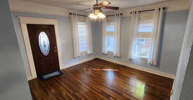 424 Walnut Street, Carthage, MO 64836