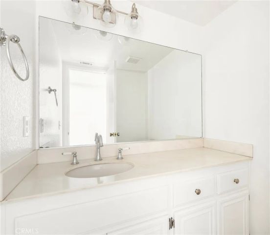 12 Sunstream, Irvine, CA 92603