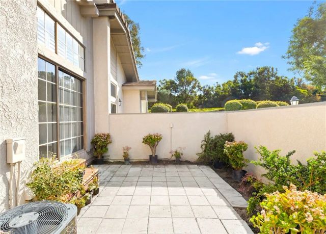 12 Sunstream, Irvine, CA 92603