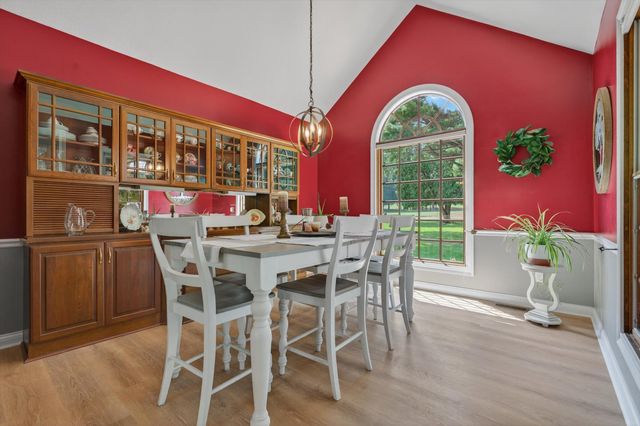 1695 Signal Point Drive, Niles, MI 49120