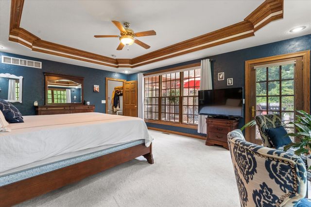 1695 Signal Point Drive, Niles, MI 49120